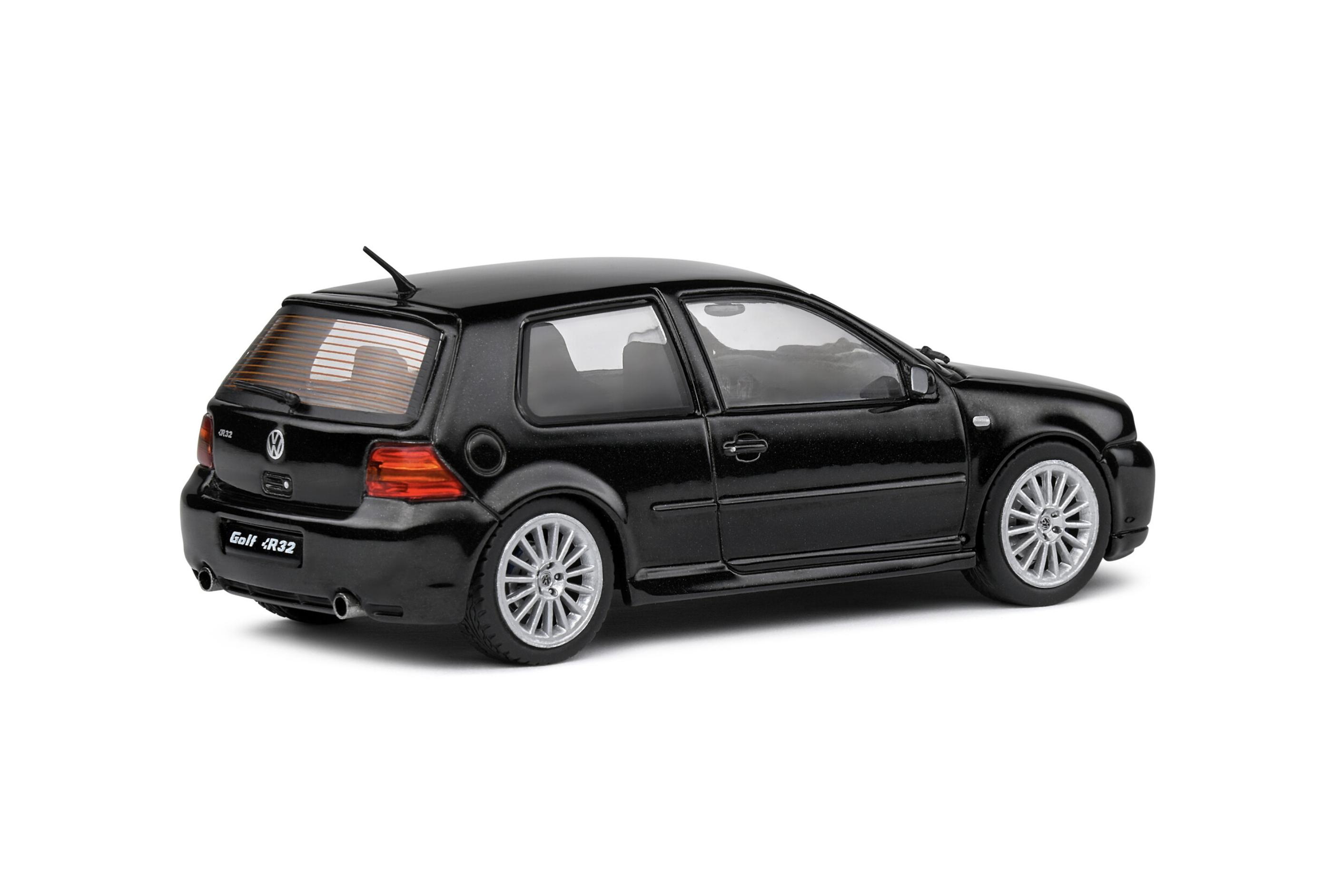 VOLKSWAGEN VW GOLF IV R32 – BLACK MAGIC – 2003
