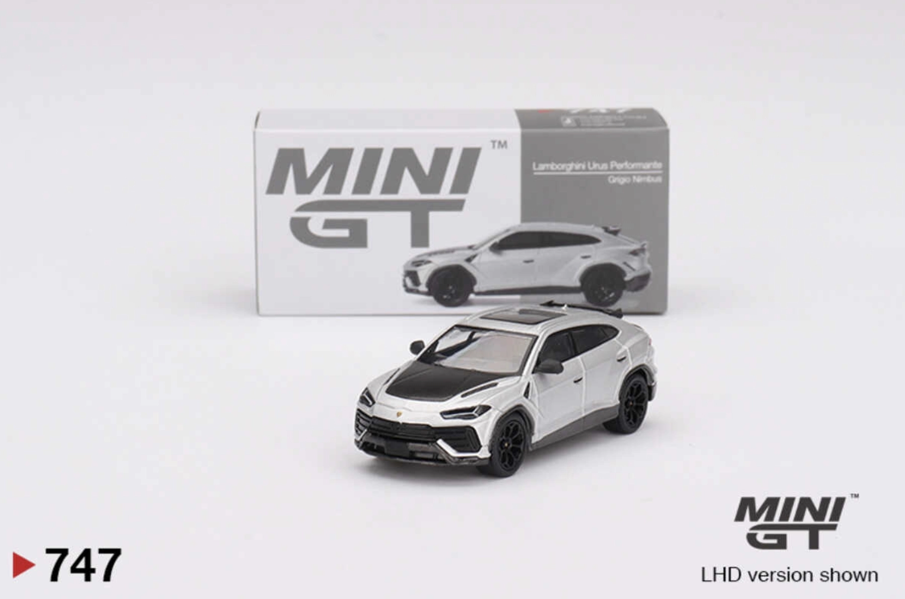 Lamborghini Urus Performante Grigio Nimbus MGT00747