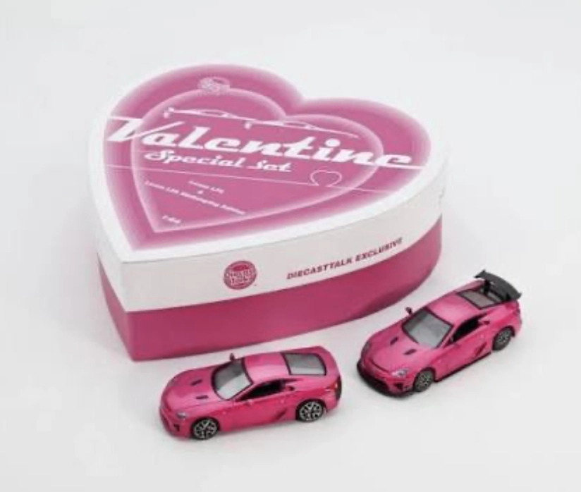 Diecast Talk - Lexus LFA & Lexus LFA Nürburgring Edition - Valentine Special Set