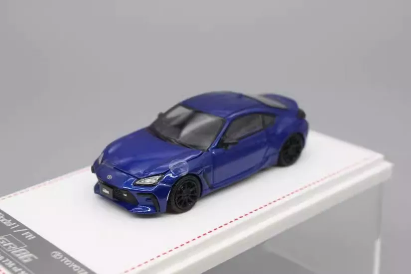 1 Model  - Toyota GR86 - Normal Version