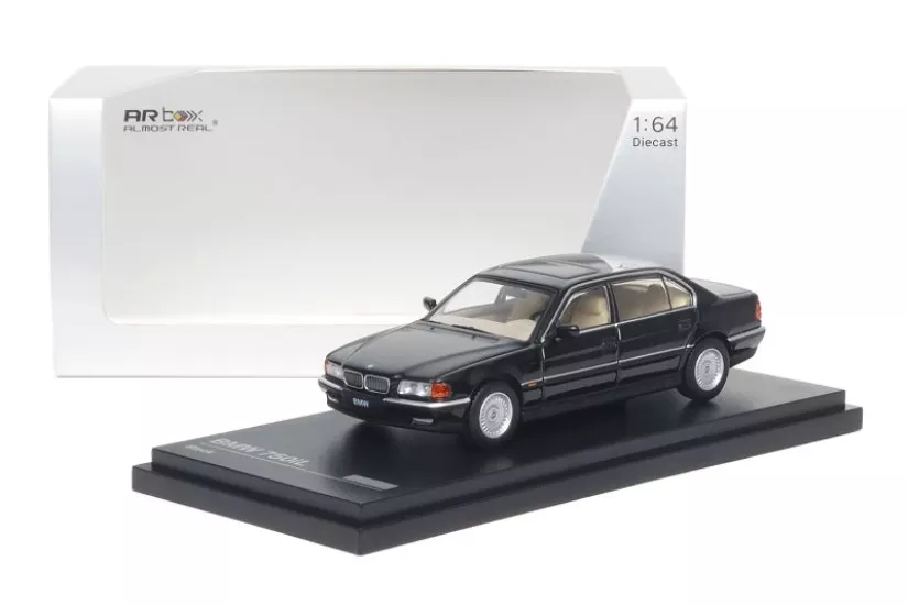 Almost Real - BMW 750 iL Black