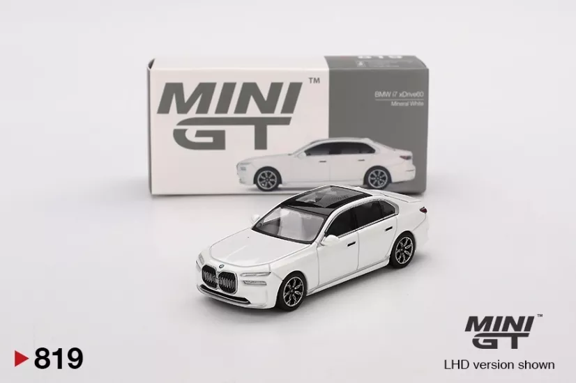 Mini GT - Bmw i7 xDrive60 - Mineral White