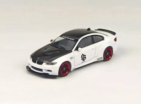 Fine Model - Bmw LB M3 E92 - LB Carbon Roof & Hood - White