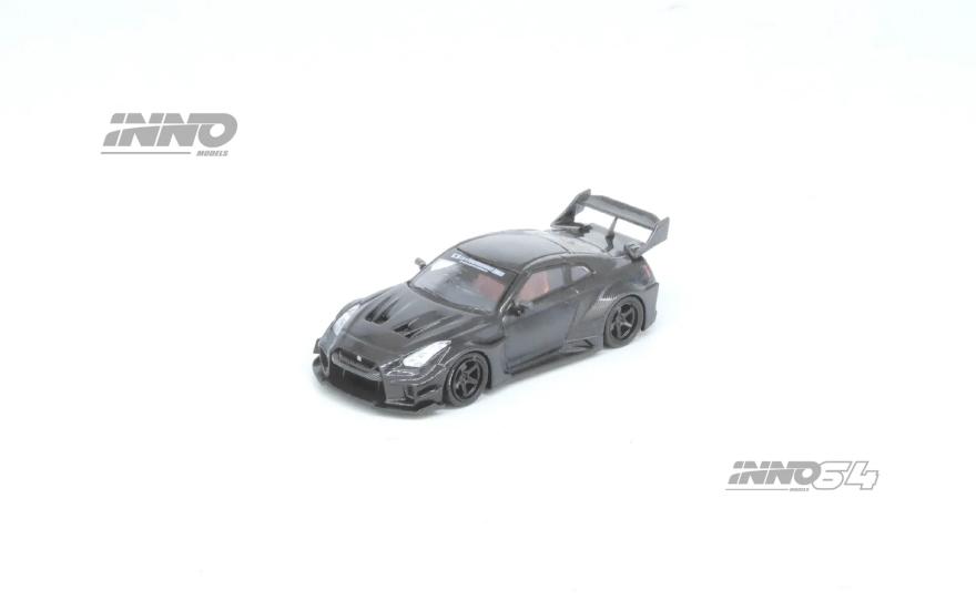 Inno 1/64 NISSAN GT-R (R35) LBWK SUPER SILHOUETTE 35GT-RR Full Carbon IN64-LBWKR35-FC - Jelatinsiz